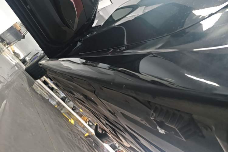 Used BMW 3 Series 2024 325Li M Sport Night Edition Package Left Side Sill