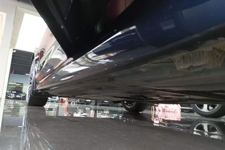 Used BMW 3 Series 2024 325Li M Sport Night Edition Package Left Side Sill