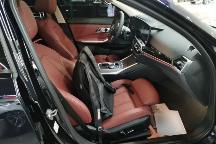 Used BMW 3 Series 2024 325Li M Sport Night Edition Package Right Front Seat