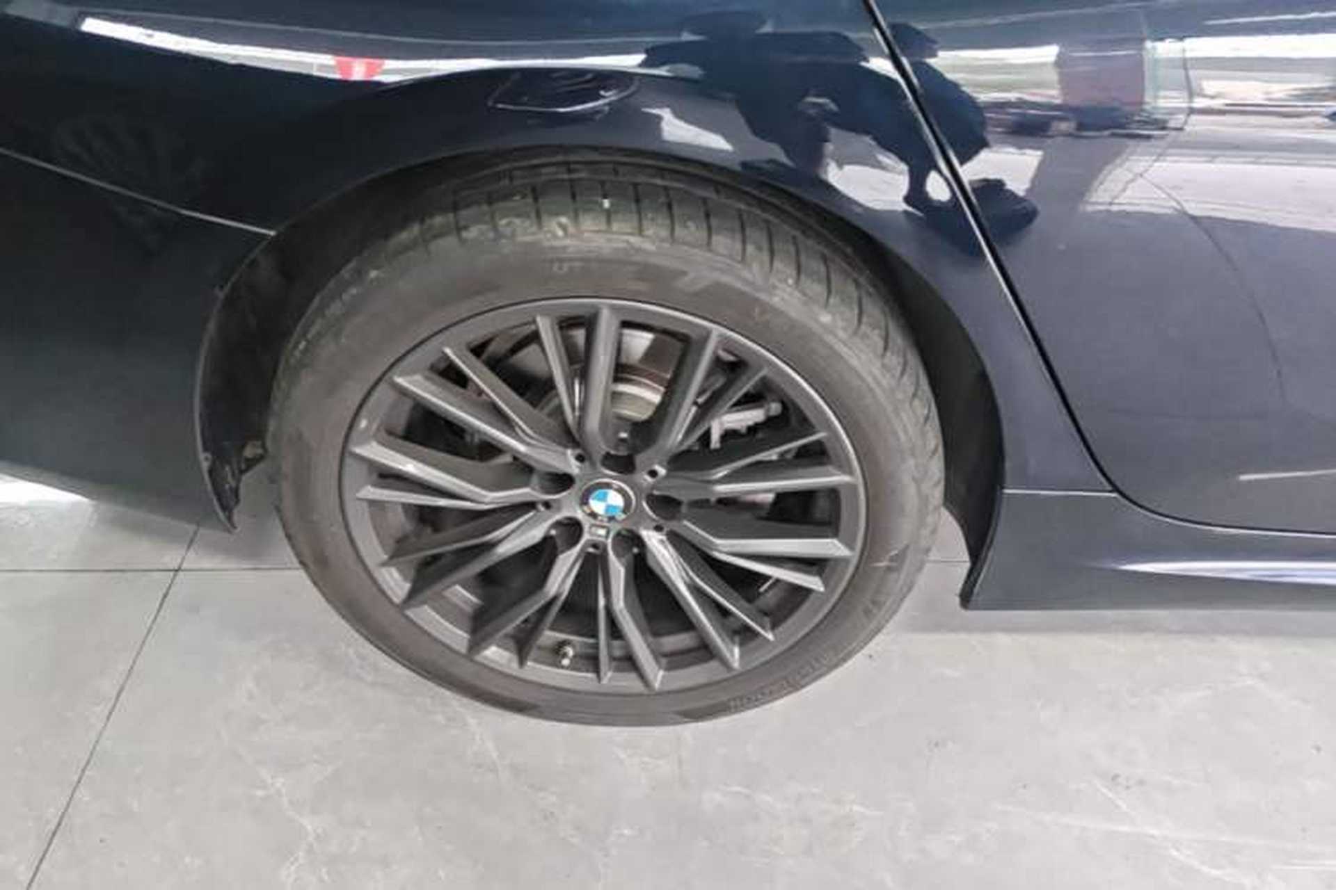 Used BMW 3 Series 2024 325Li M Sport Night Edition Package Right Rear Wheel Hub