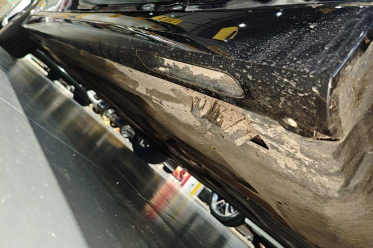 Used BMW 3 Series 2024 325Li M Sport Package Right Side Sill