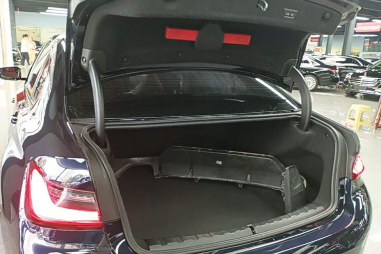 Used BMW 3 Series 2024 325Li M Sport Night Edition Package Trunk