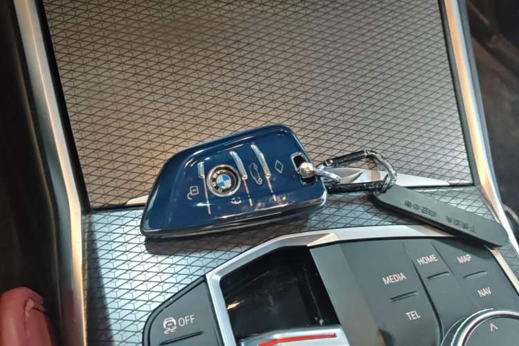 Used BMW 3 Series 2024 325Li M Sport Night Edition Package Vehicle Key