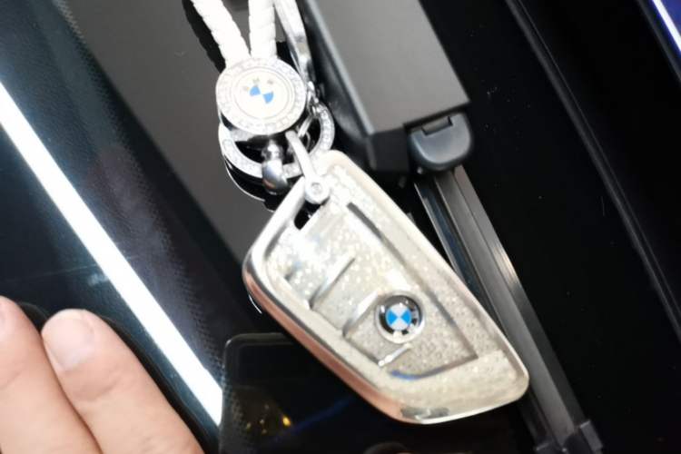 Used BMW 3 Series 2024 325Li M Sport Night Edition Package Vehicle Key