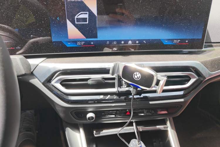 Used BMW 3 Series 2024 325Li M Sport Package Audio And AC Panel