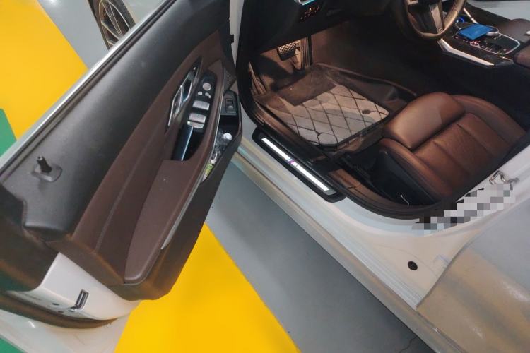 Used BMW 3 Series 2024 325Li xDrive M Sport Package Driver Seat