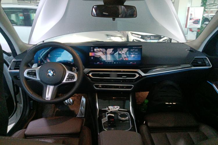 Used BMW 3 Series 2024 325Li M Sport Package Interior 2