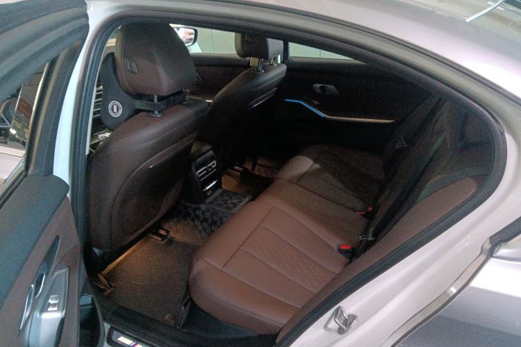 Used BMW 3 Series 2024 325Li M Sport Package Interior 4