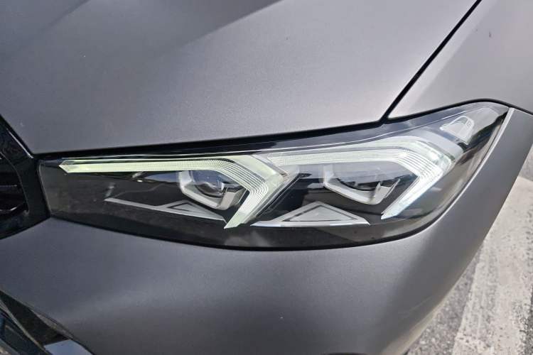 Used BMW 3 Series 2024 325Li M Sport Package Left Front Headlight