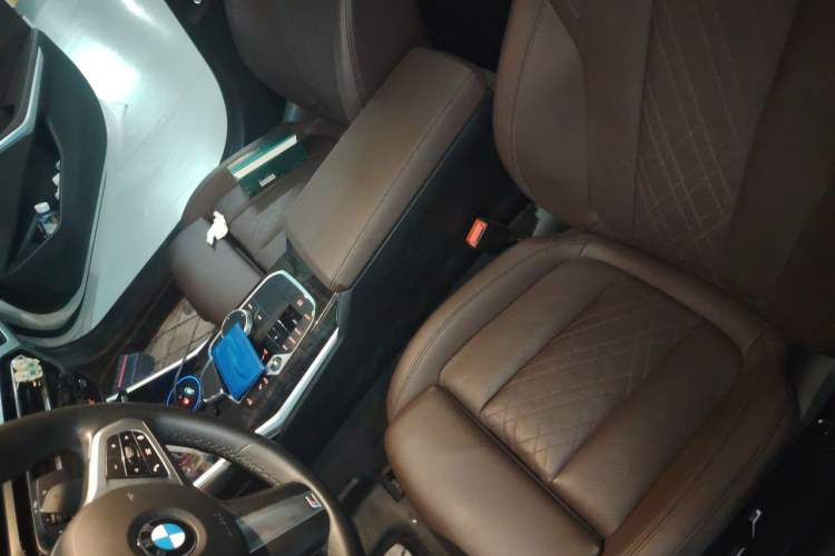 Used BMW 3 Series 2024 325Li xDrive M Sport Package Left Front Seat