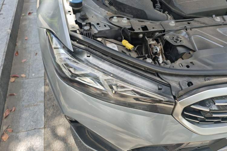 Used BMW 3 Series 2024 325Li M Sport Package Right Front Headlight