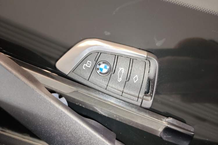 Used BMW 3 Series 2024 325i M Sport Night Edition Package Vehicle Key