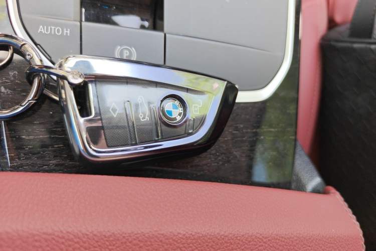 Used BMW 3 Series 2024 325Li M Sport Package Vehicle Key