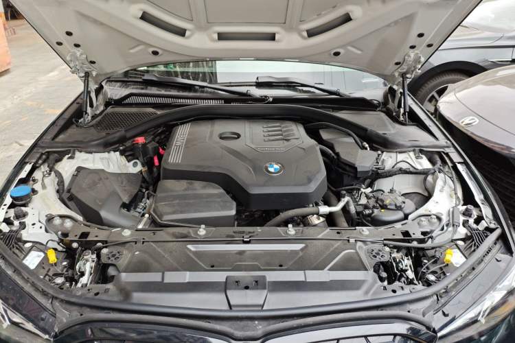 Used BMW 3 Series 2024 325Li M Sport Package Engine Bay