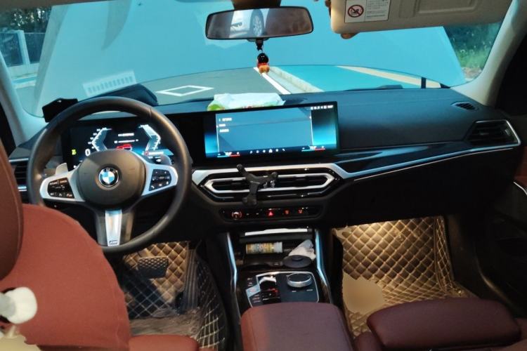 Used BMW 3 Series 2024 325Li M Sport Package Center Console