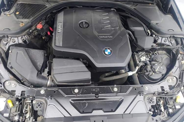 Used BMW 3 Series 2024 325i M Sport Night Edition Package Engine Bay