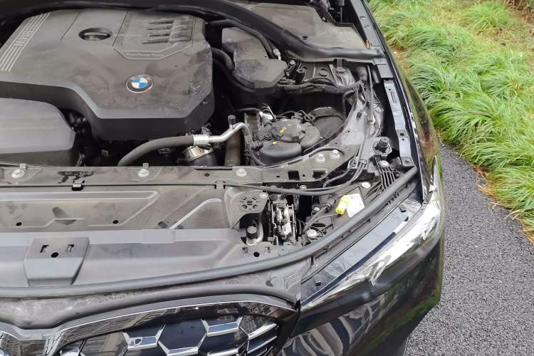 Used BMW 3 Series 2024 325Li M Sport Night Edition Package Engine Bay Left