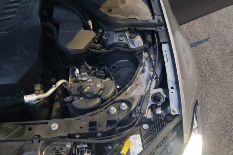 Used BMW 3 Series 2024 325Li M Sport Package Engine Bay Left
