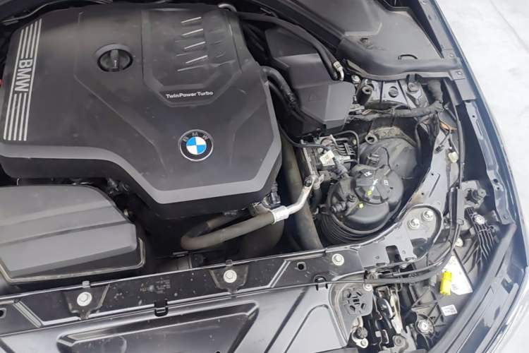 Used BMW 3 Series 2024 325i M Sport Night Edition Package Engine Bay Left