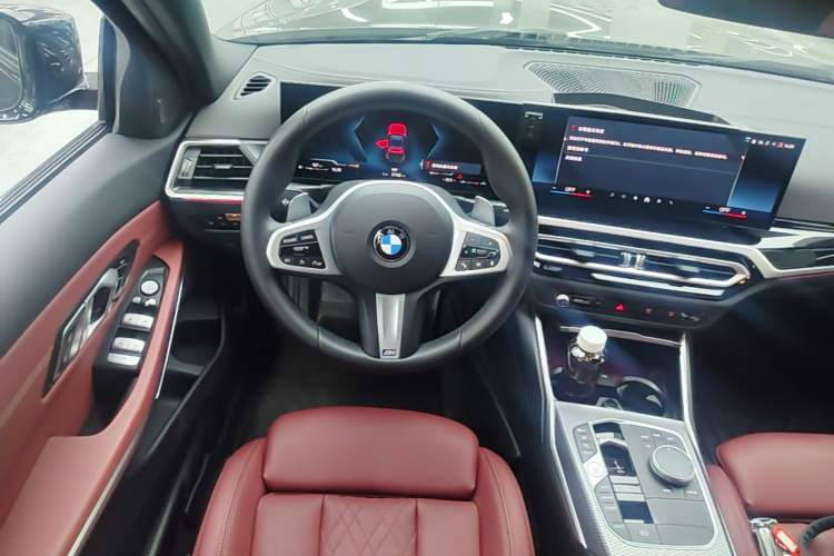Used BMW 3 Series 2024 325i M Sport Night Edition Package Steering Wheel