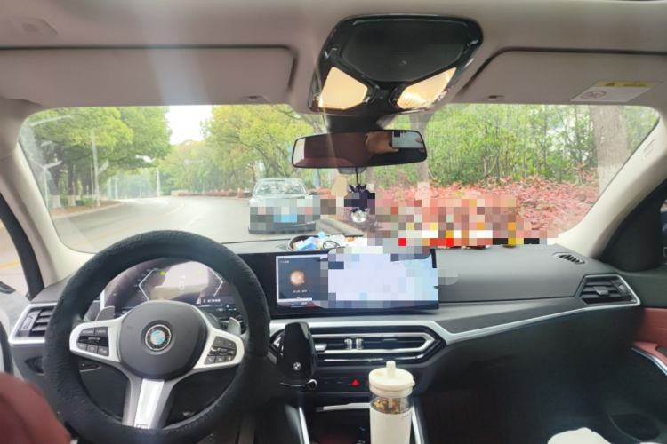Used BMW 3 Series 2024 325i M Sport Package Center Console
