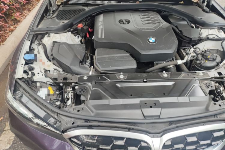 Used BMW 3 Series 2024 325i M Sport Package Engine Bay Right