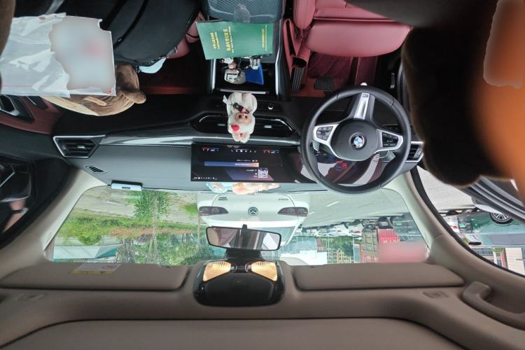 Used BMW 3 Series 2024 325i M Sport Package Center Console