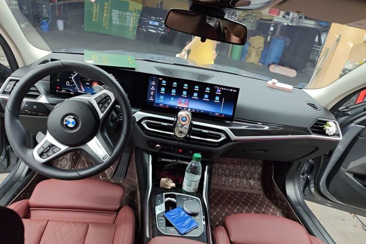 Used BMW 3 Series 2024 325Li M Sport Package Center Console