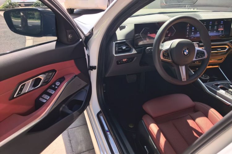 Used BMW 3 Series 2024 325i M Sport Night Edition Package Driver Seat
