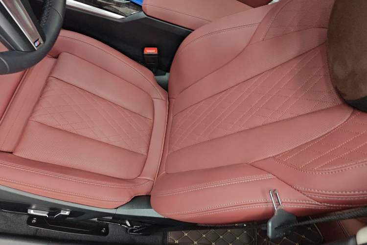 Used BMW 3 Series 2024 325Li M Sport Package Left Front Seat