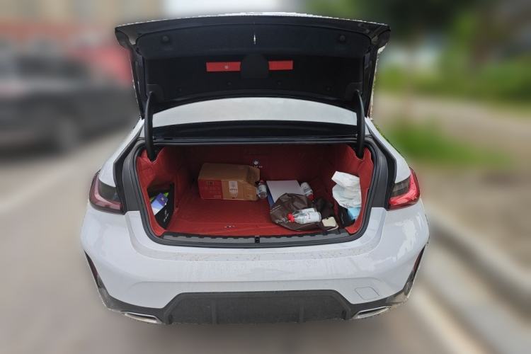 Used BMW 3 Series 2024 325i M Sport Package Trunk