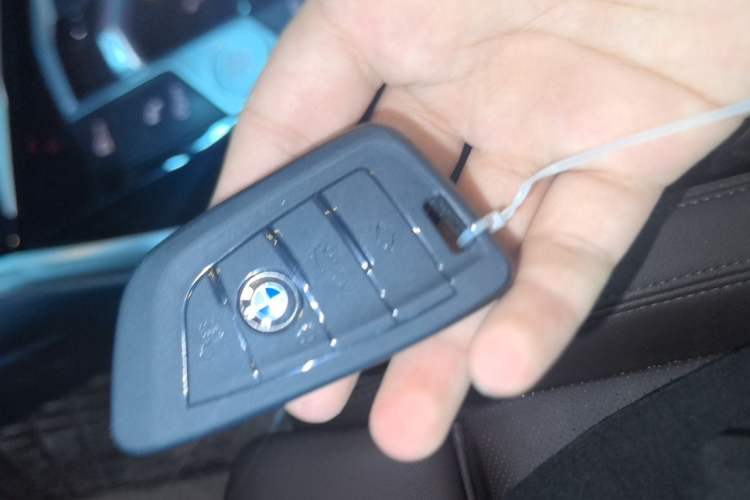 Used BMW 3 Series 2024 320Li M Sport Package Vehicle Key