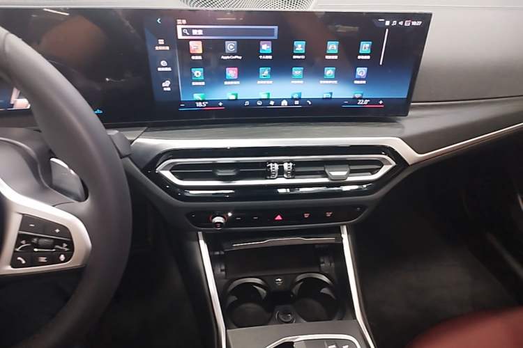 Used BMW 3 Series 2024 325i M Sport Package Audio And AC Panel