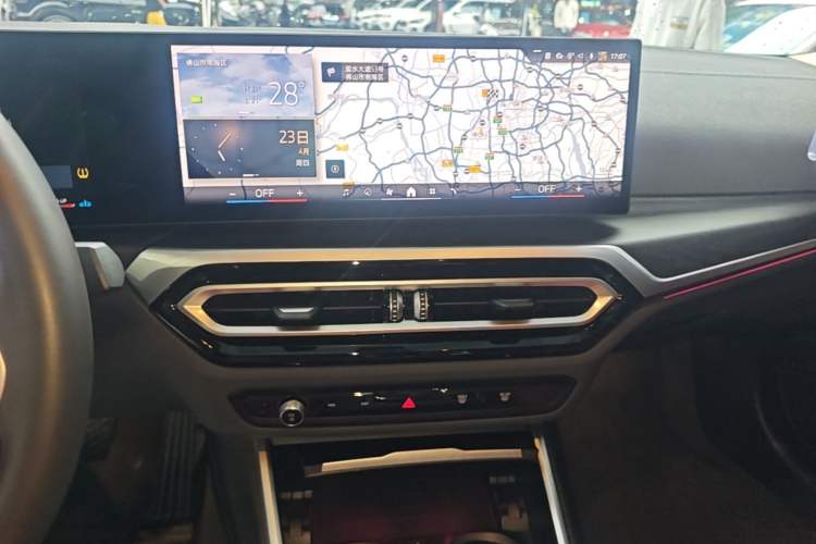 Used BMW 3 Series 2024 325i M Sport Package Audio And AC Panel