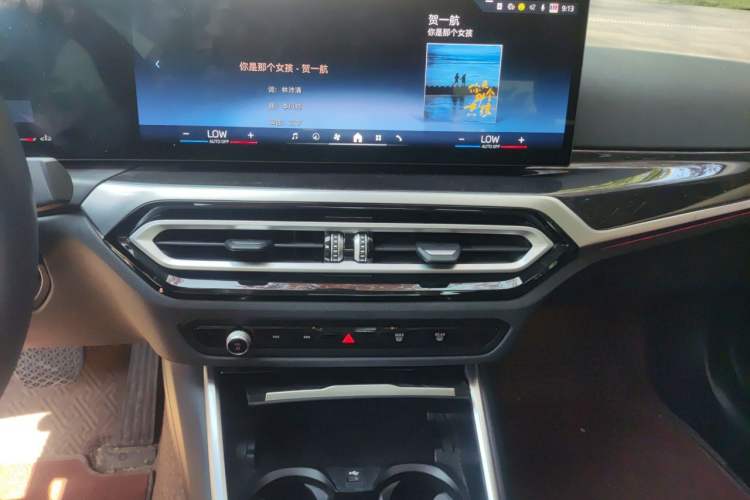 Used BMW 3 Series 2024 325Li M Sport Package Audio And AC Panel