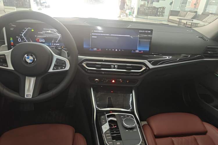Used BMW 3 Series 2024 325Li M Sport Package Audio And AC Panel