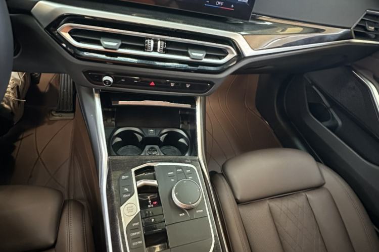 Used BMW 3 Series 2024 325Li M Sport Package Audio And AC Panel