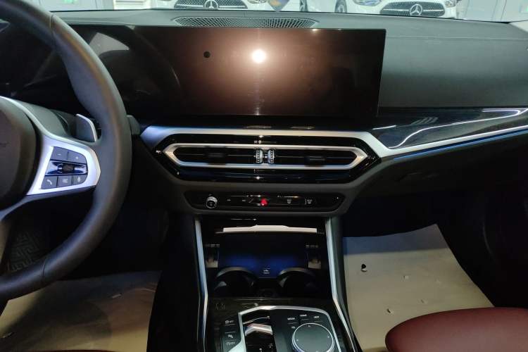 Used BMW 3 Series 2024 325Li M Sport Package Audio And AC Panel