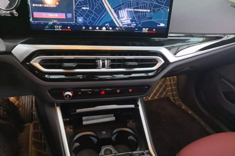 Used BMW 3 Series 2024 320Li M Sport Package Audio And AC Panel