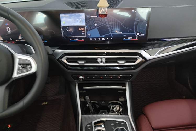 Used BMW 3 Series 2024 325Li M Sport Night Edition Package Audio And AC Panel