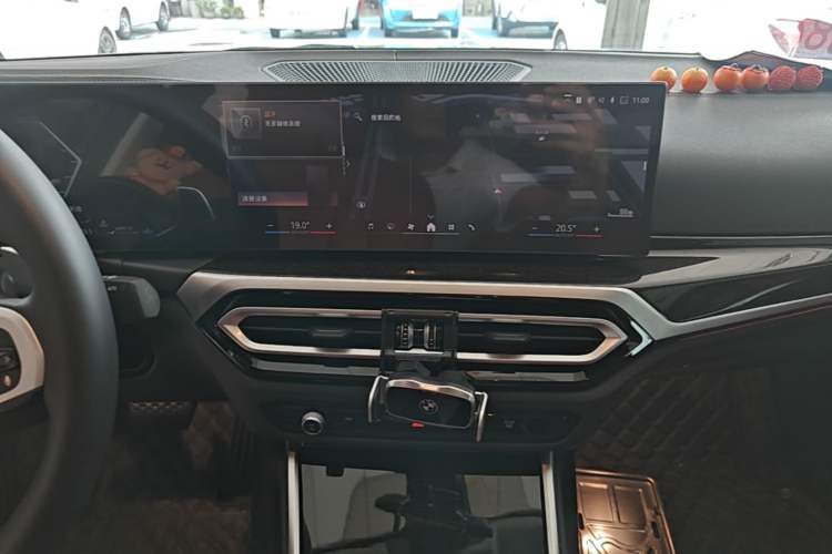 Used BMW 3 Series 2024 325Li M Sport Package Audio And AC Panel