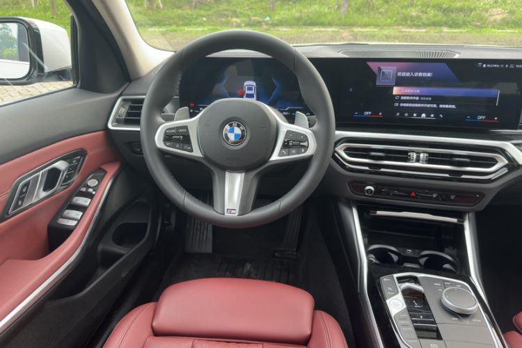 Used BMW 3 Series 2024 320Li M Sport Package Audio And AC Panel