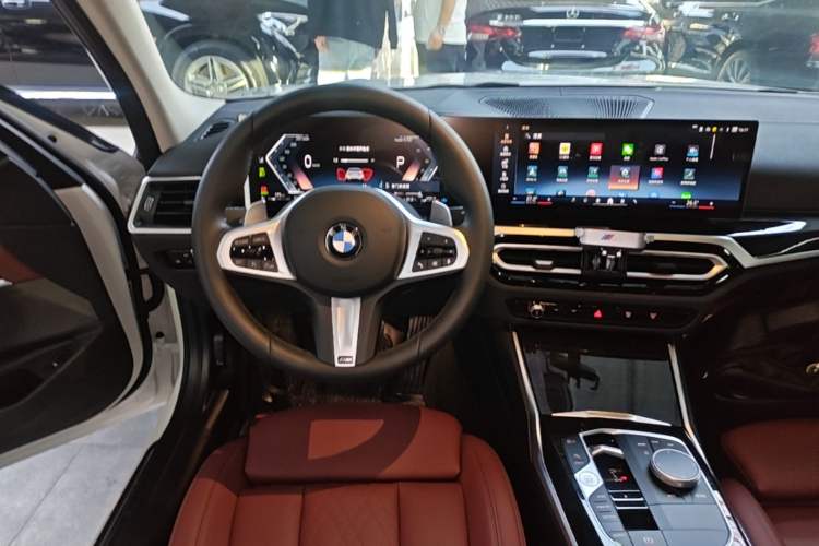 Used BMW 3 Series 2024 325Li M Sport Package Audio And AC Panel
