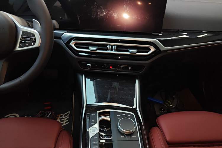 Used BMW 3 Series 2024 325Li M Sport Package Audio And AC Panel