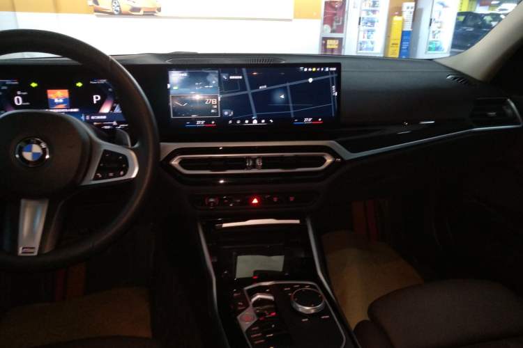 Used BMW 3 Series 2024 320Li M Sport Package Audio And AC Panel
