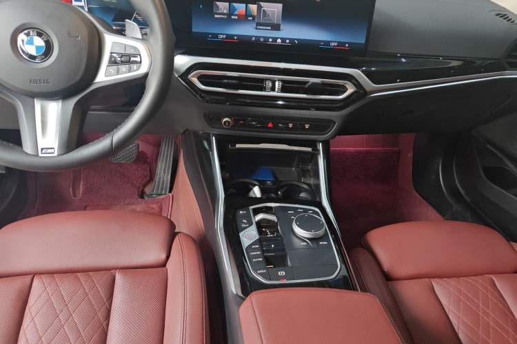 Used BMW 3 Series 2024 320Li M Sport Package Audio And AC Panel
