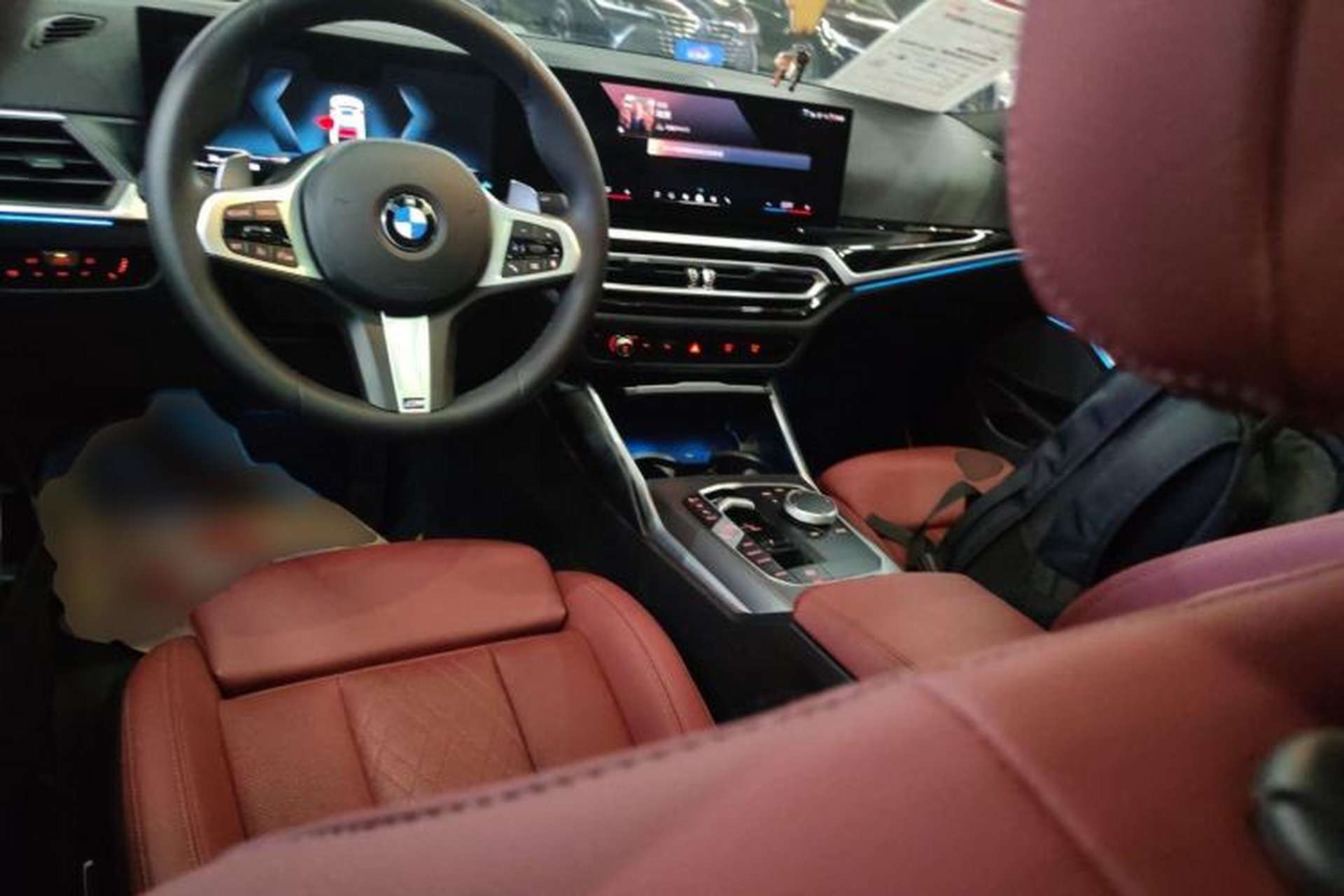Used BMW 3 Series 2024 325i M Sport Package Center Console