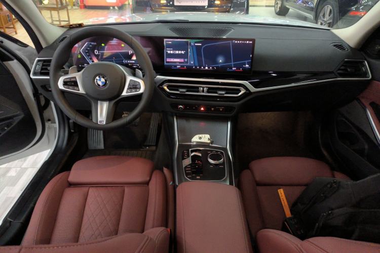 Used BMW 3 Series 2024 325Li M Sport Night Edition Package Center Console