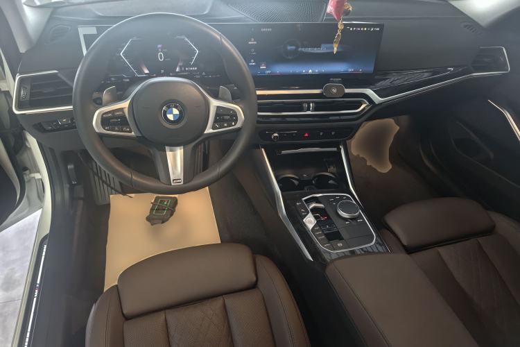 Used BMW 3 Series 2024 325Li M Sport Package Center Console