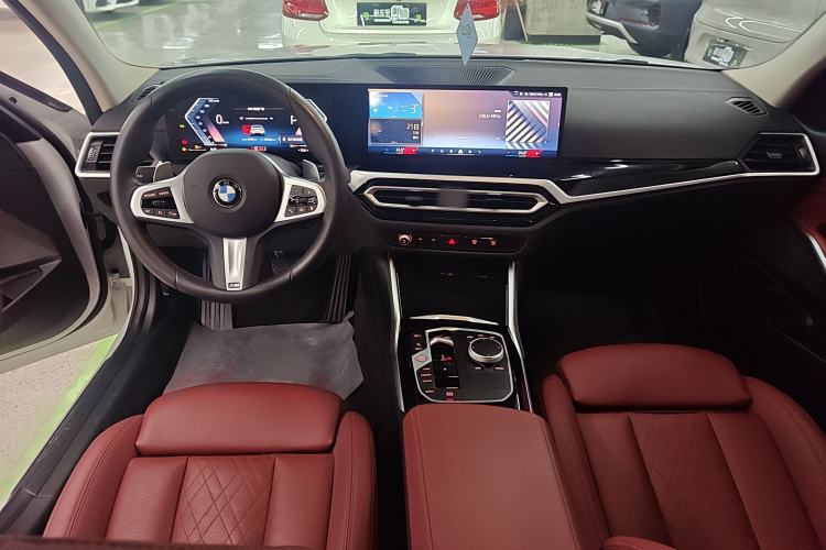 Used BMW 3 Series 2024 320Li M Sport Package Center Console